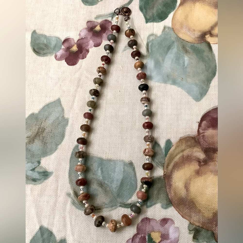 Choker necklace